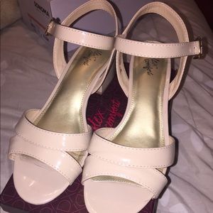 Dexflex Comfort Heels